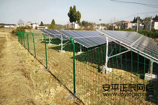 http://m.ywjinlu.cn光伏站圍欄網(wǎng)