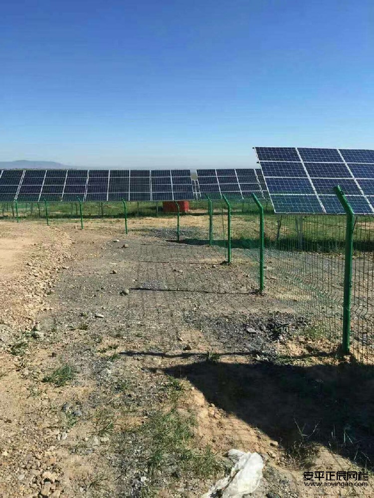 http://m.ywjinlu.cn光伏發電站圍欄網