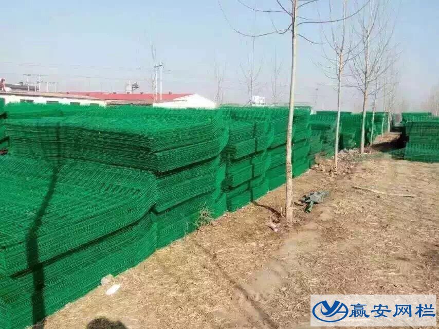 公路護欄網哪里賣