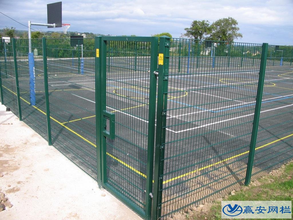 停車場(chǎng)護(hù)欄網(wǎng)