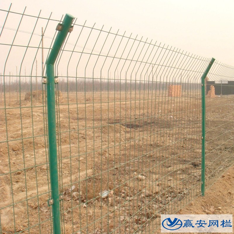 雙邊絲護欄網(wǎng)圖片