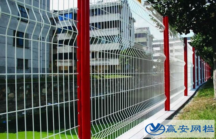 三角折彎護欄網