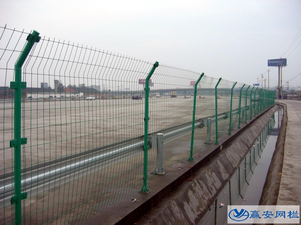 雙邊絲護欄網(wǎng)