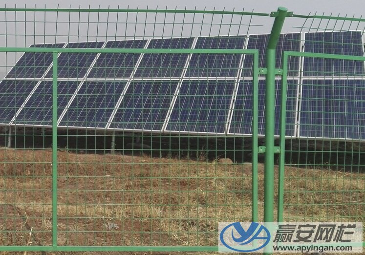 框架式光伏電站圍欄網 光伏電站圍欄網樣式