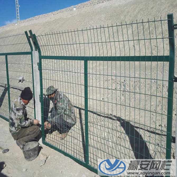 鐵路護(hù)欄網(wǎng)