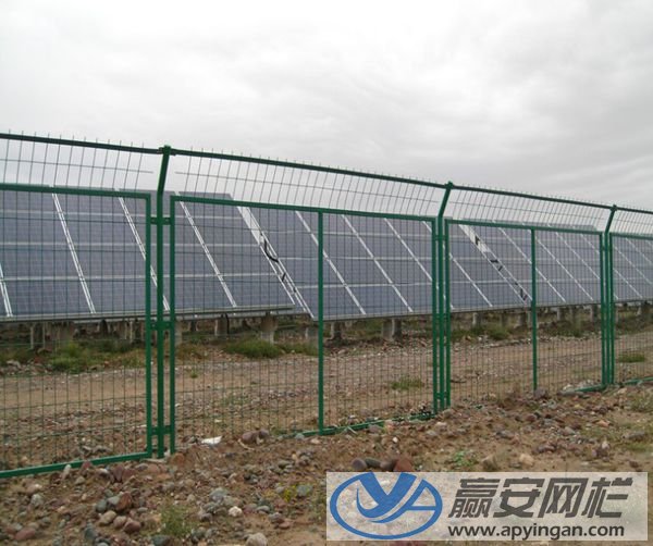 光伏電站防護圍欄