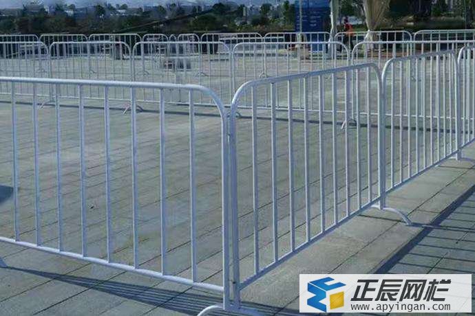 鐵馬護欄效果圖