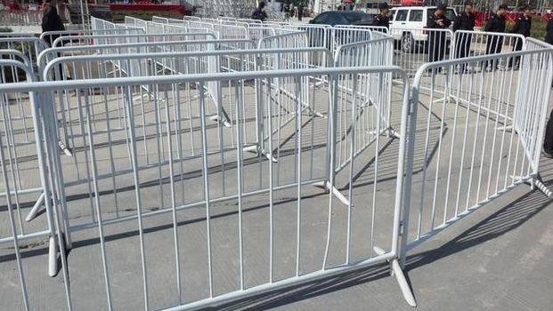 鐵馬護欄效果圖