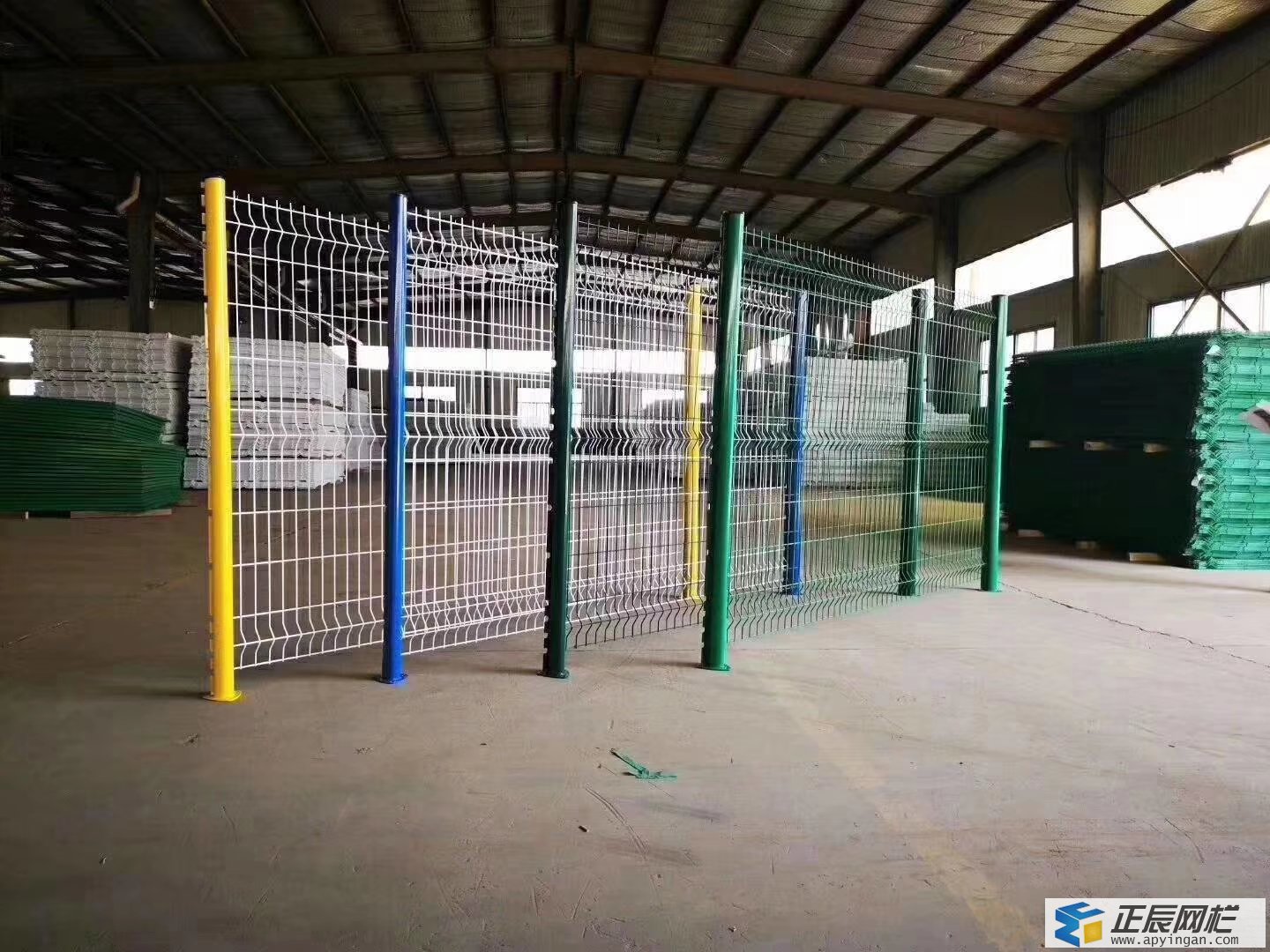 桃型柱護欄網圖片