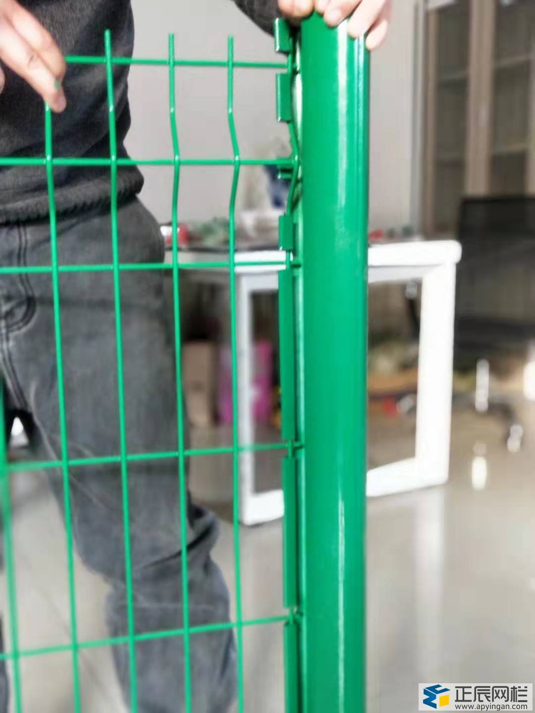 桃型柱護欄網(wǎng)