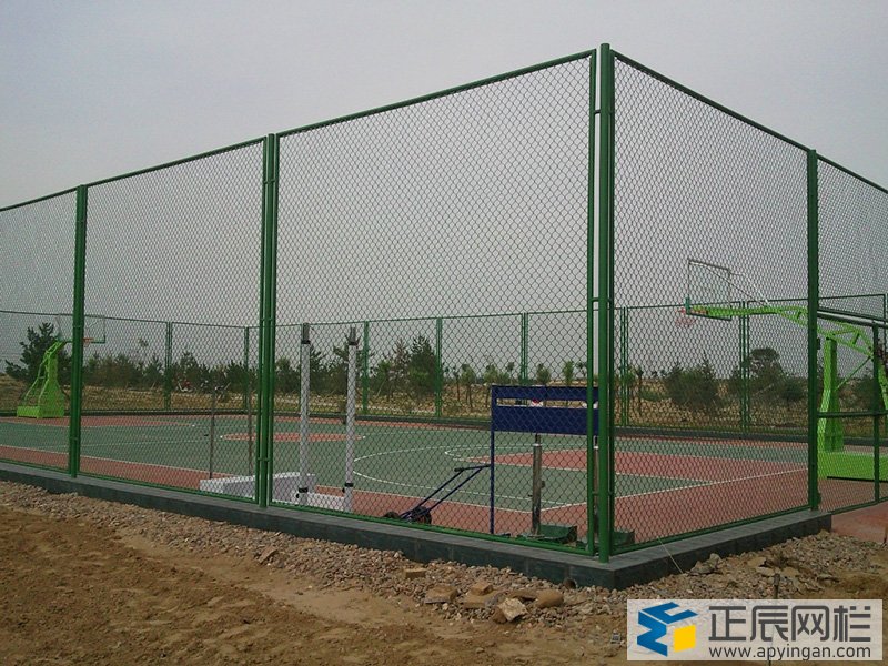 綠色勾花網護欄多少錢一平米