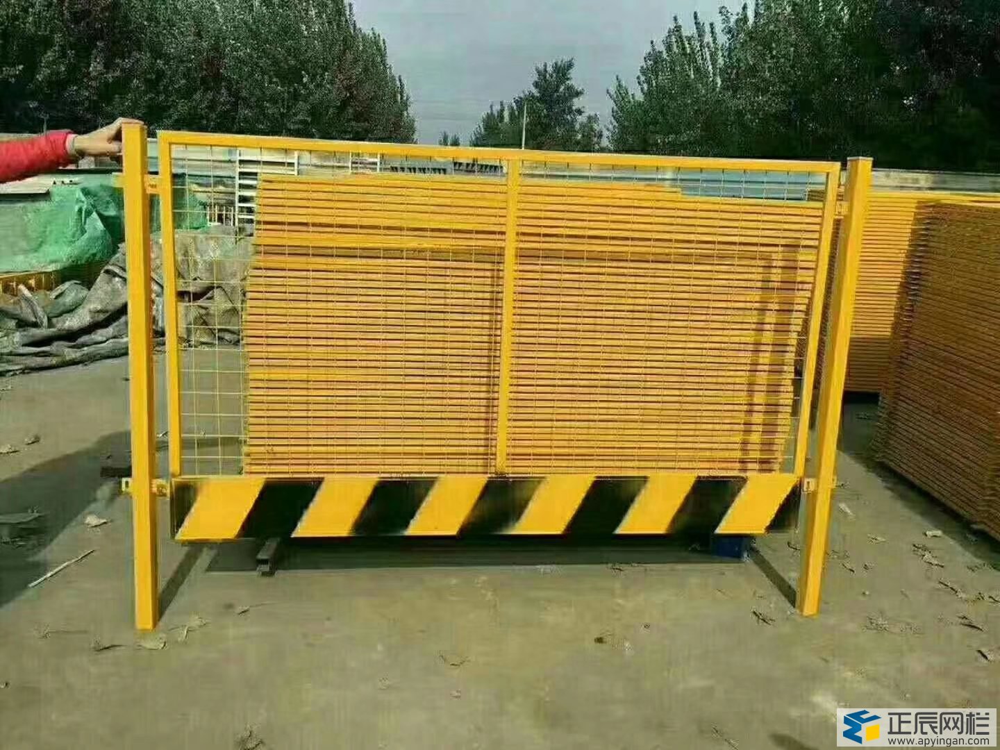 現貨工地基坑護欄