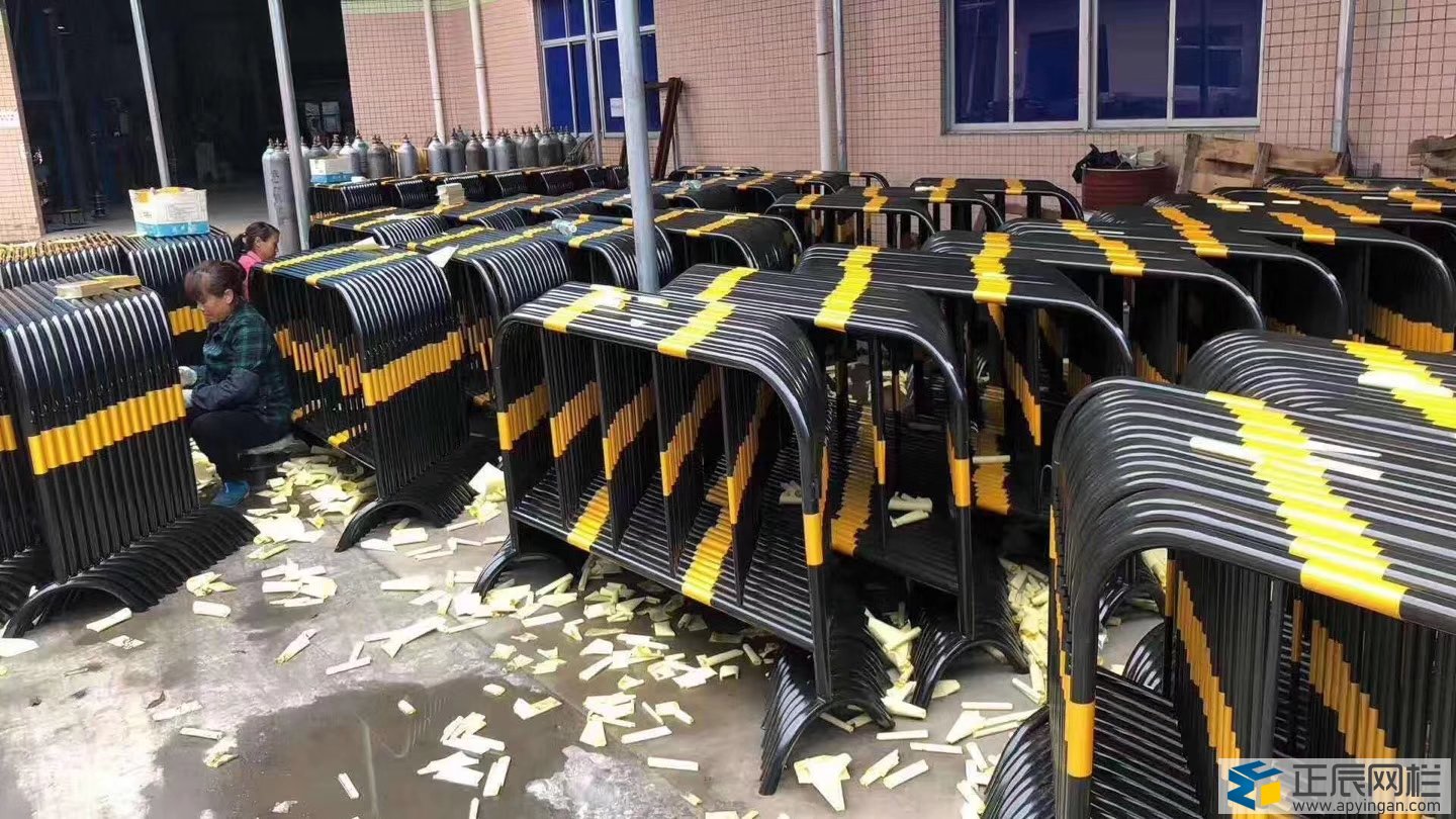 護欄網廠家現貨供應