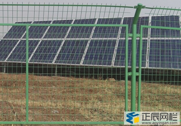 光伏發(fā)電站防護網(wǎng)2