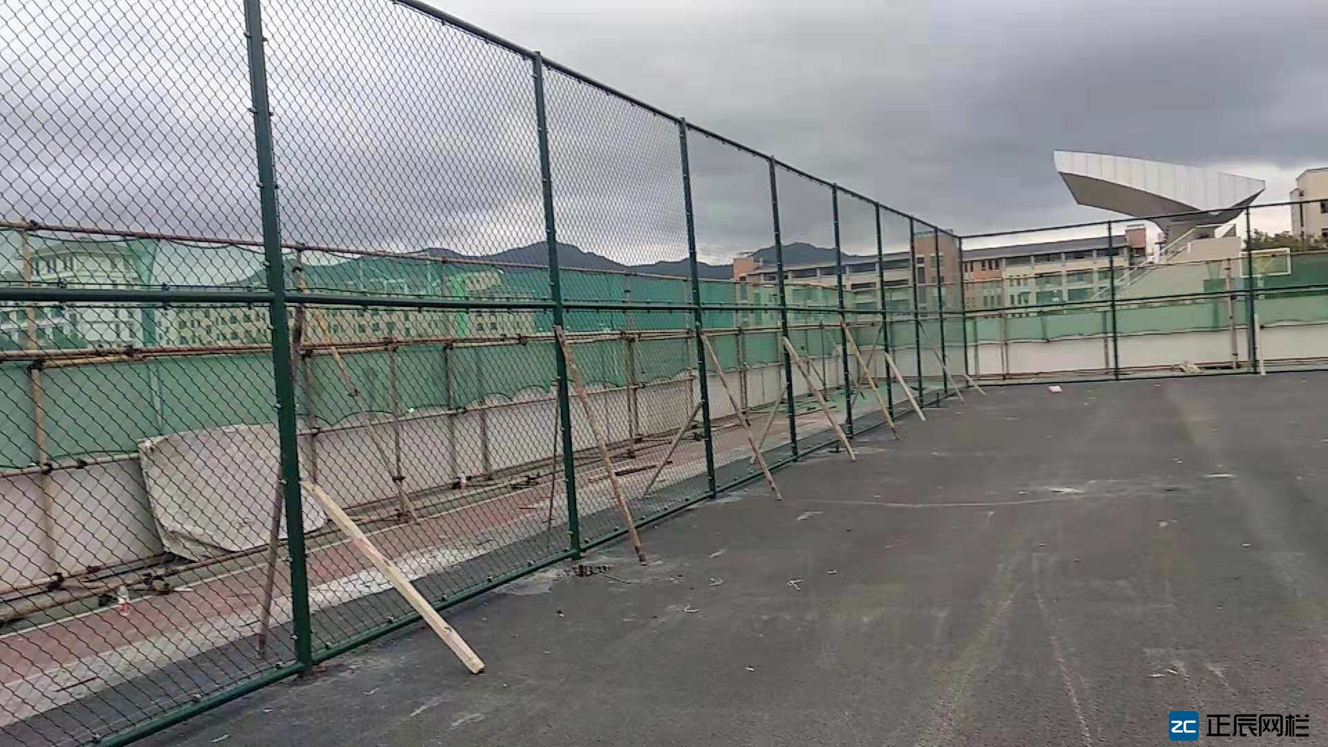 體育場護欄網哪里做的好?