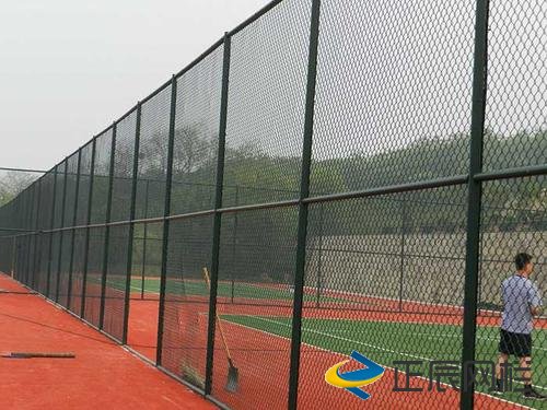 專業的球場圍欄網廠家